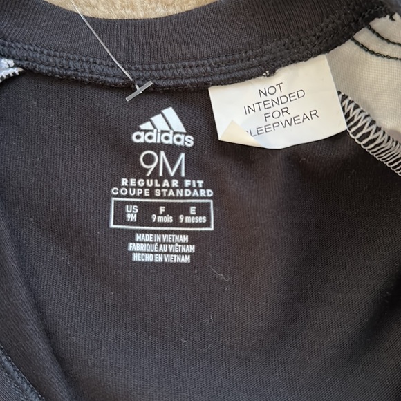 Adidas baby boy footie bodysuit - Picture 9 of 11